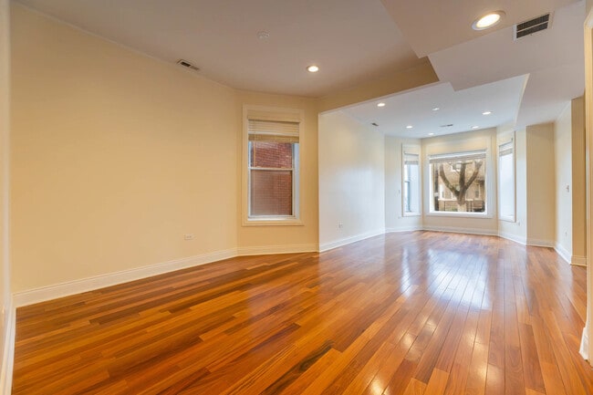 Building Photo - 3827 W Flournoy St