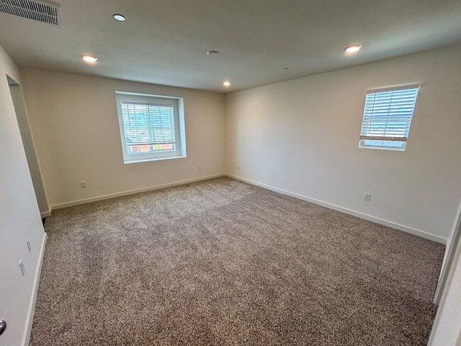 Building Photo - NEW BUILD HOME - Comfortable Living in a New Redding Neighborhood