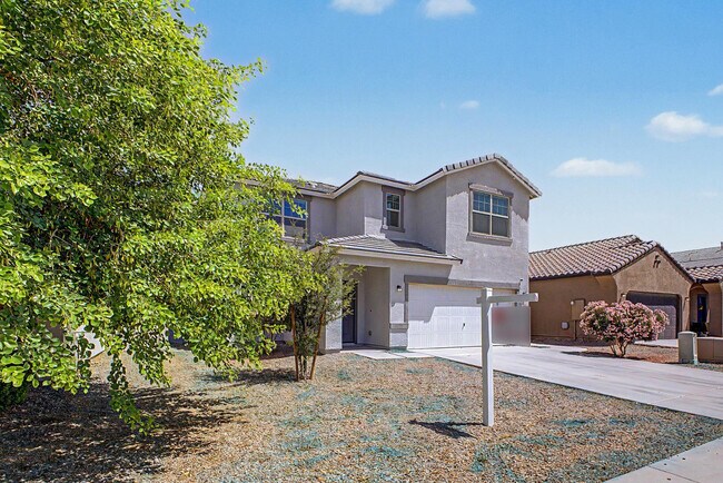Building Photo - 35450 W Santa Clara Ave