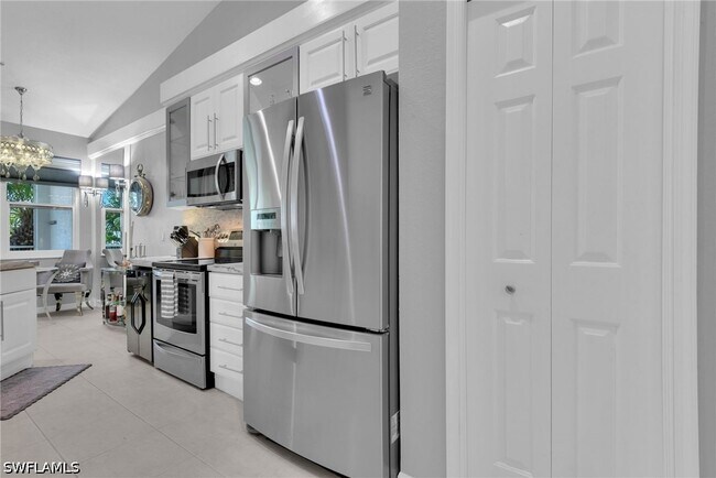 Building Photo - 4650 Hawks Nest Way