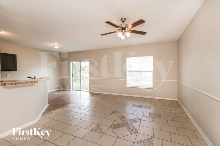 Building Photo - 1700 Atwater Dr