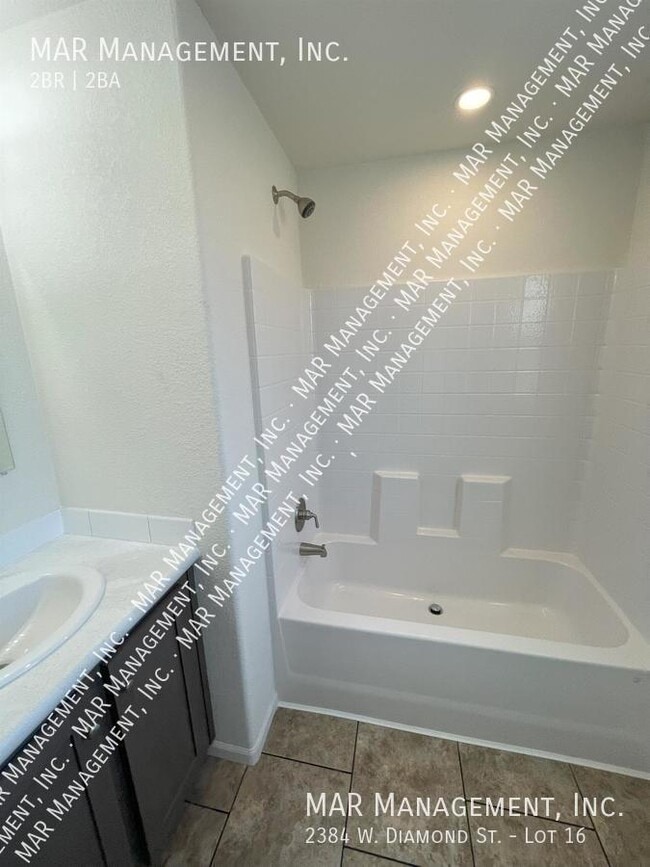 Building Photo - 2384 W Diamond St