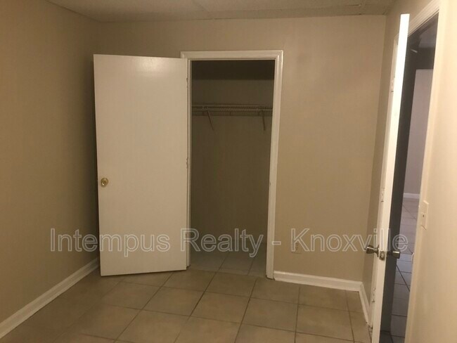 Building Photo - 5611 Lon Roberts Dr
