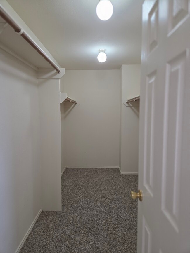 Building Photo - 21706 Haverbay Ct
