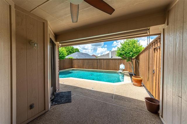 Building Photo - 10616 Red Cedar Dr