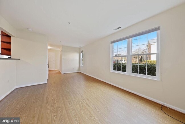 Building Photo - 15435 Reprise Terrace