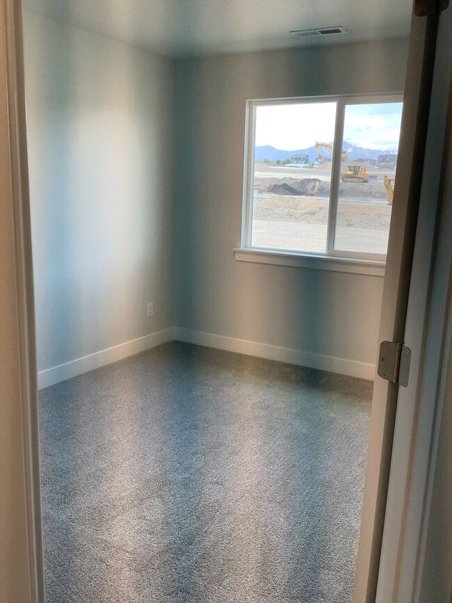 Building Photo - MAKE YOUR FIRST RENT PAYMENT UNTIL 2026-New Construction Townhome Located in Prime Saratoga Sprin...