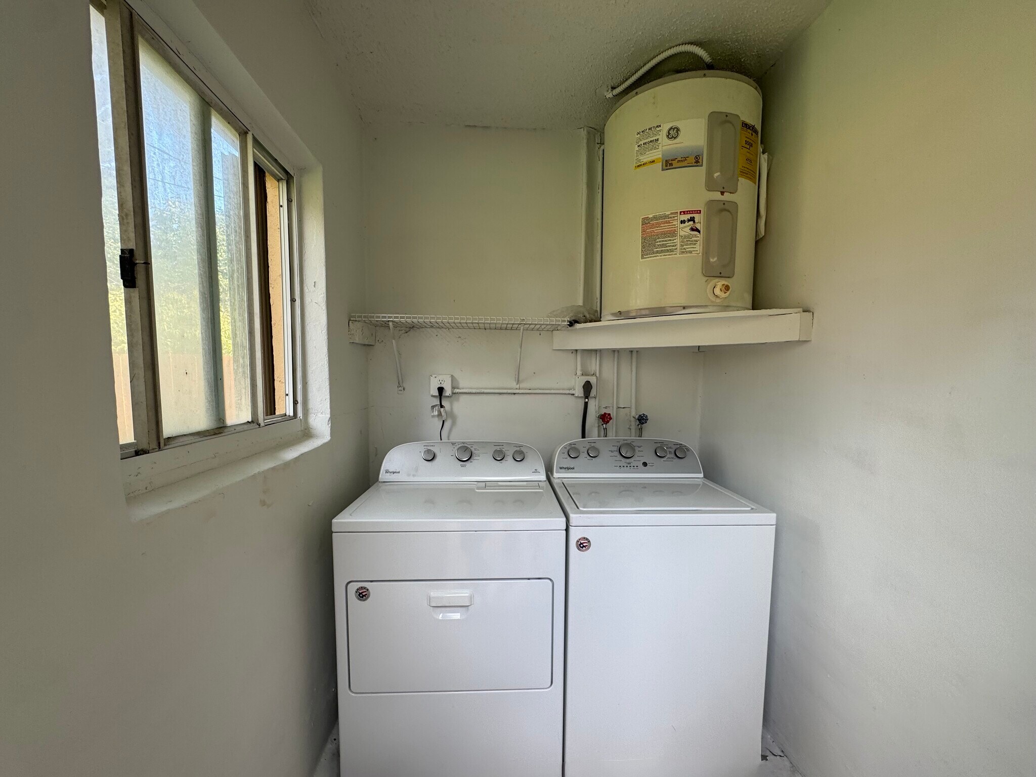 Building Photo - 6133 Buchanan St