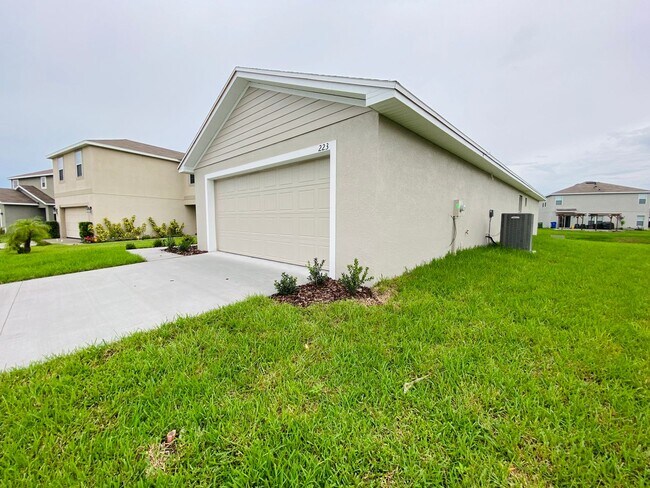 Building Photo - WINTER HAVEN - LAKES AT LUCERNE PARK - BRAND NEW 3BR/2BA HOME