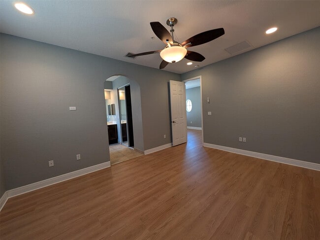 Building Photo - 2851 Prospect Rd