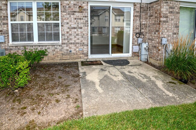 Building Photo - 162 Sherwood Ct