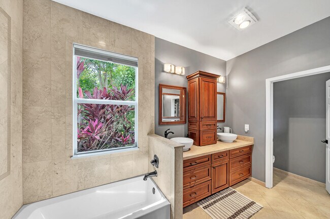 Building Photo - 23281 Butterfly Palm Ct