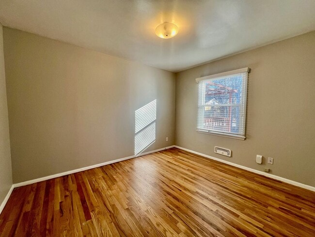 Building Photo - Charming 2 bedroom rancher located in central Colorado Springs!