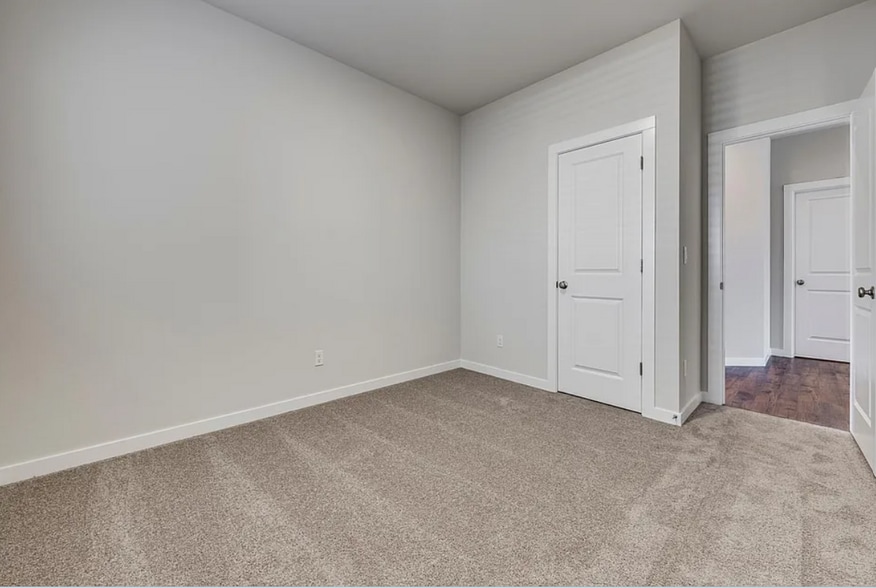 Bedroom 5 - downstairs - 7619 11th Pl SE