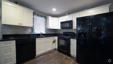 Building Photo - 60 Holworthy St