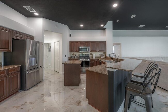 Building Photo - 27528 Water Ash Dr