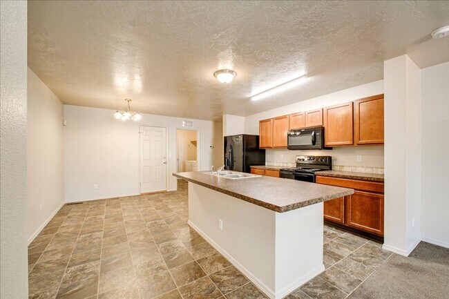 Building Photo - SW Boise Single Level Charmer!