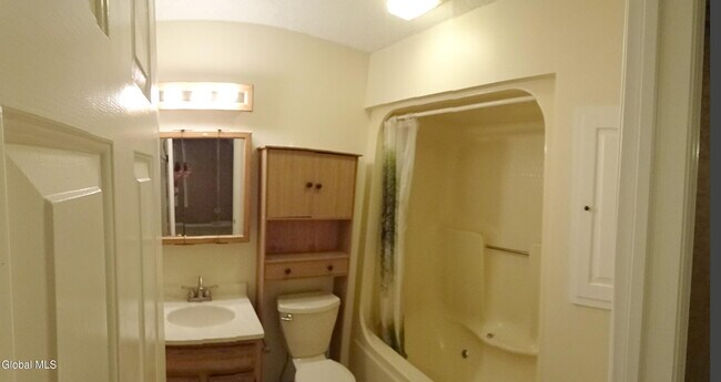 Building Photo - 4007 Chaucer Pl
