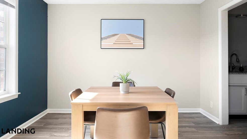 Building Photo - 231 New Shackle Island Rd