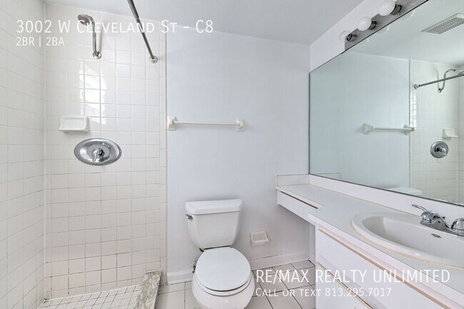 Building Photo - 3002 W Cleveland St