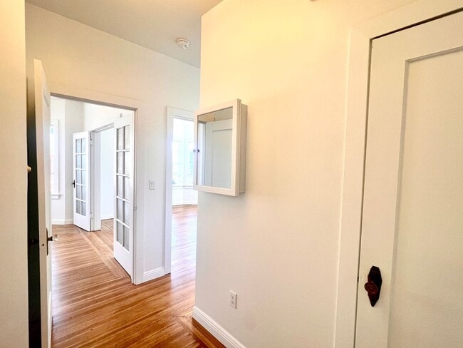Building Photo - Fully Renovated Bright Corner Apartment wi...