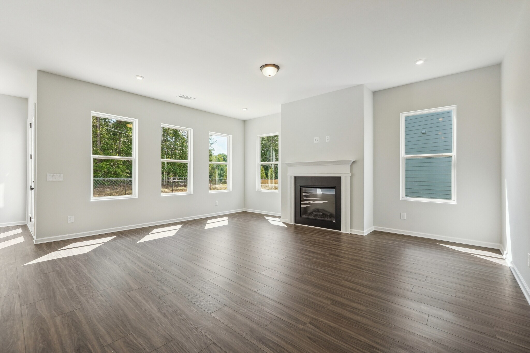 Building Photo - 3679 Annsbury Ct