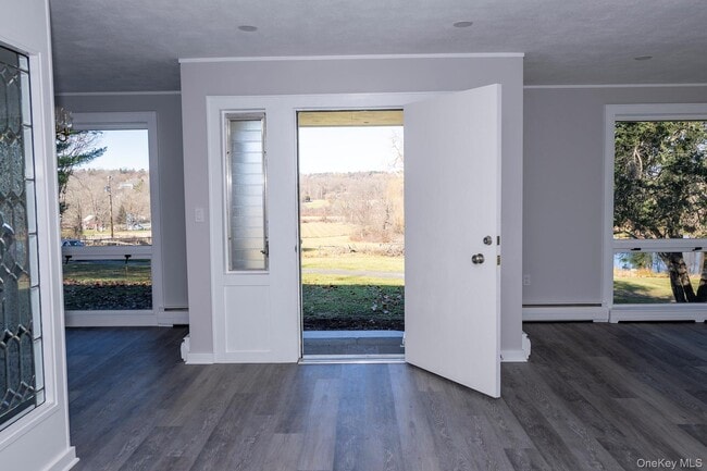 Building Photo - 58 On the Green