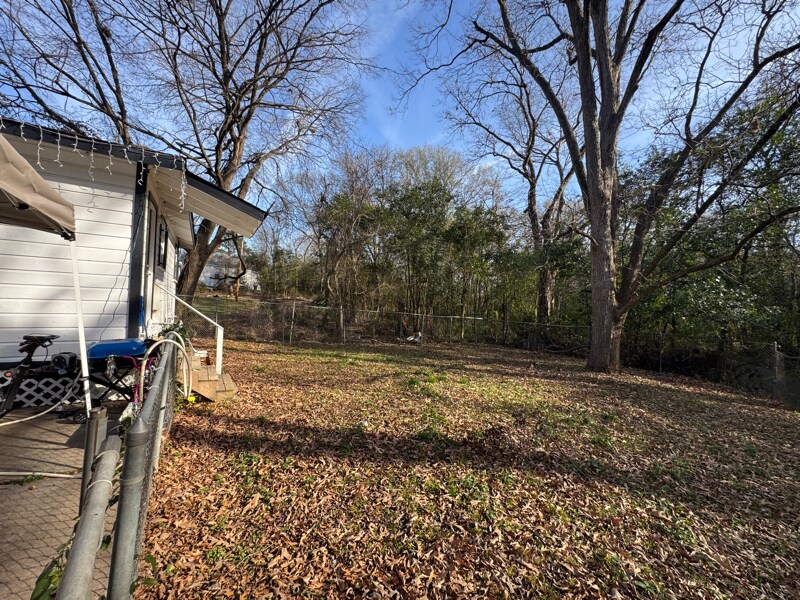 Building Photo - 235 E Olive St