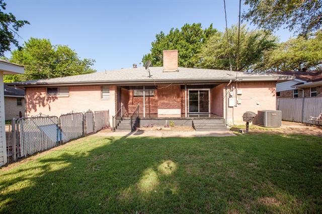 Building Photo - 118 N Lois Ln