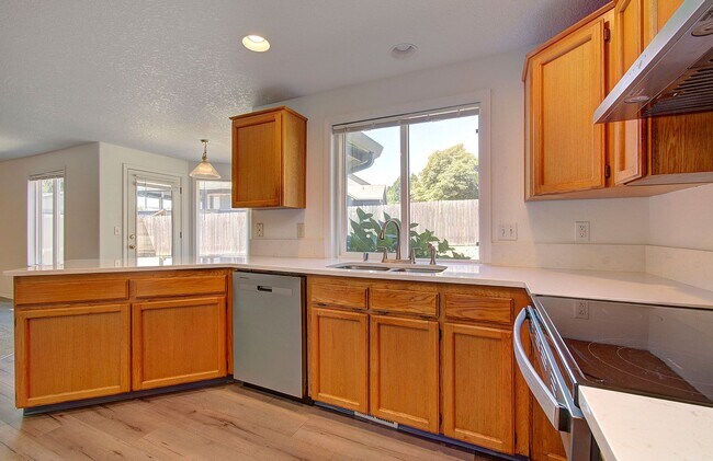 Building Photo - Welcome to this Beautiful Two-Story Home L...