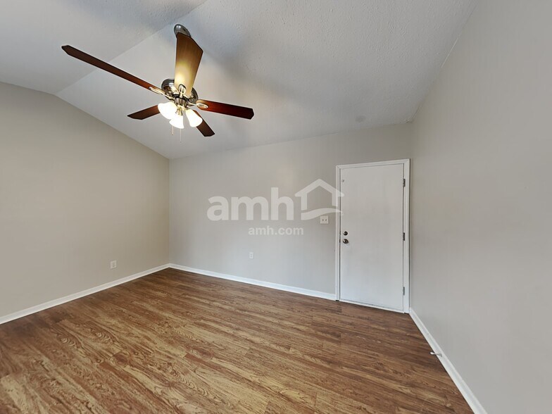 Building Photo - 3309 Stadler Dr