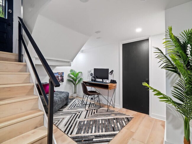 Building Photo - 25 N Rose Blvd