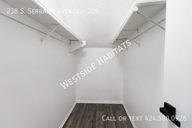 Building Photo - 238 Serrano Ave