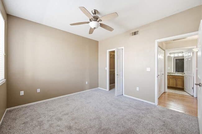 Building Photo - 7009 E Acoma Dr