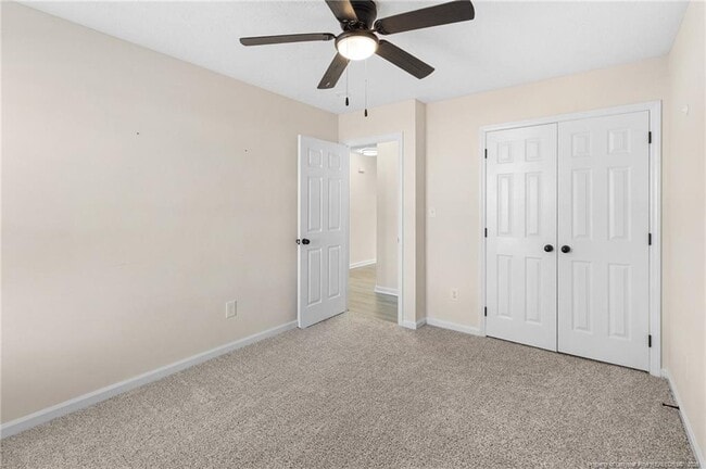 Building Photo - 166 Oakview Dr