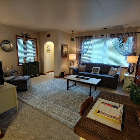 Living Room - 2 - N42W5926 Hamilton Rd