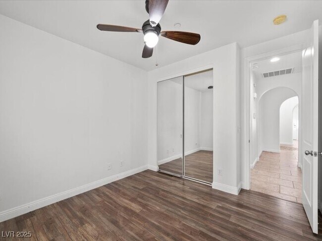 Building Photo - 1159 Calcione Dr