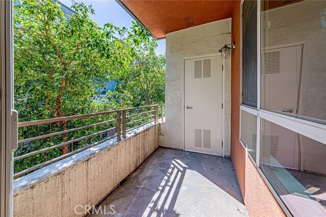 Building Photo - 100 S Alameda St