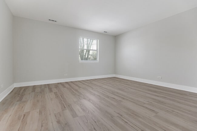 Building Photo - 96 Gant Cir