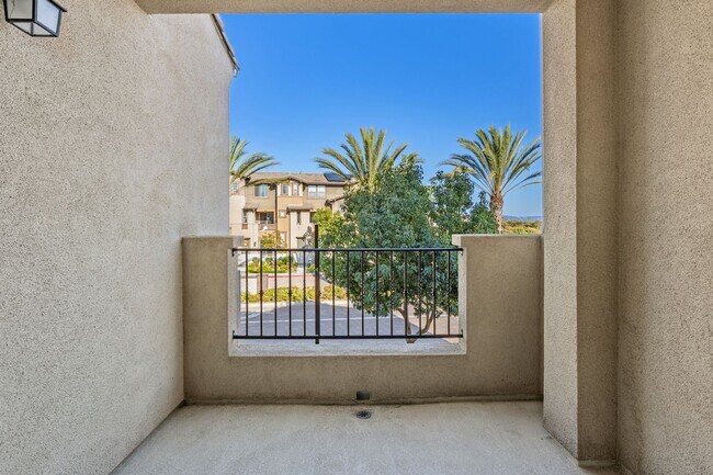 Building Photo - 4 bedroom - Pacific Ridge in Oceanside