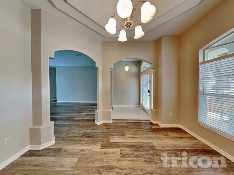 Building Photo - 14556 Edgemere Dr