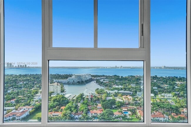 Building Photo - 4775 Collins Ave