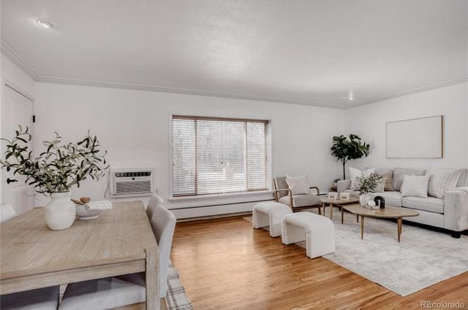 Building Photo - 920 Eudora St