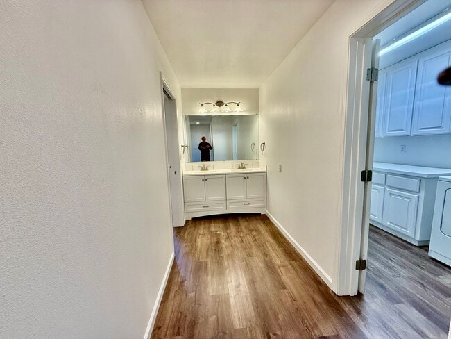 Building Photo - Unique Horse property with 2 units