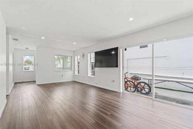 Building Photo - 13990 SW 160th Terrace
