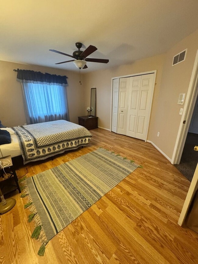 Building Photo - 14466 Doebler Dr