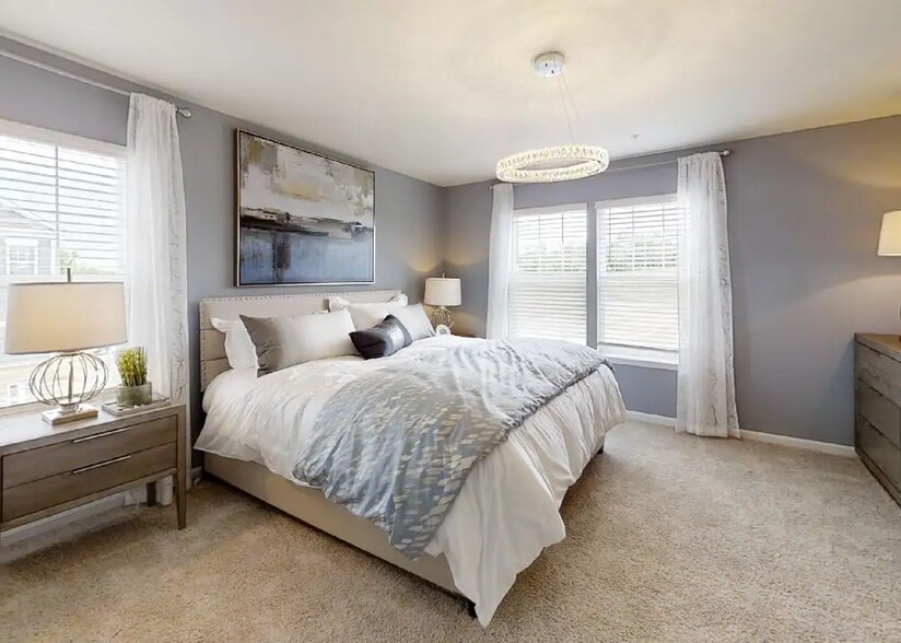 Building Photo - 9715 Summerton Dr