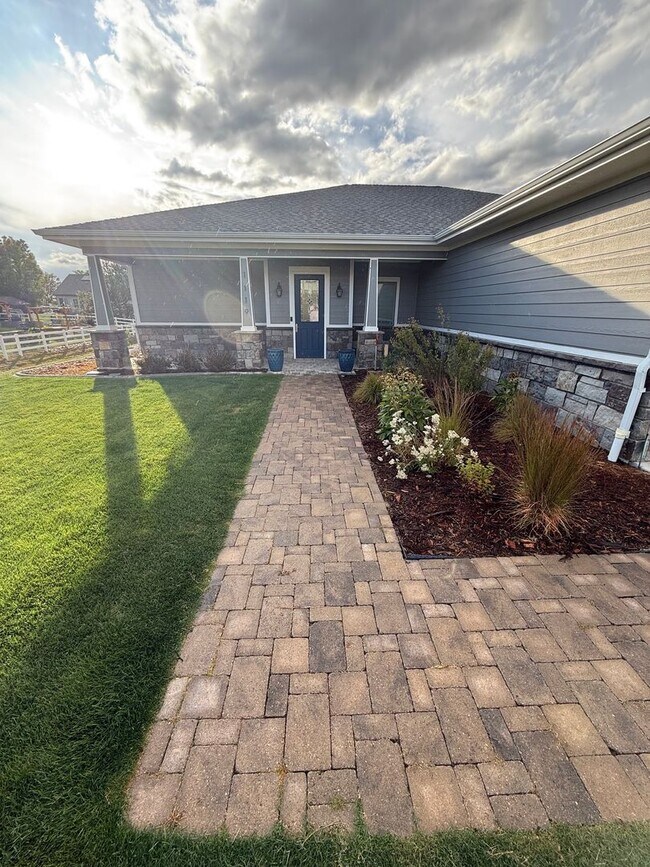 Building Photo - Welcome to your new home in the heart of Severance, CO!