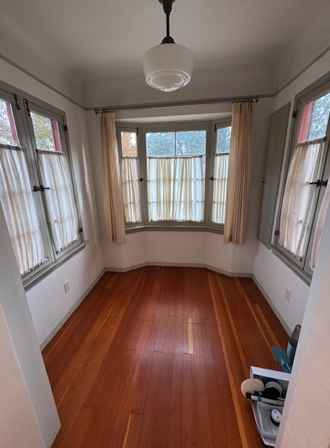 Kitchen nook. - 657 Euclid Ave