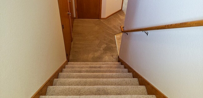 Building Photo - 2019 Barber Dr